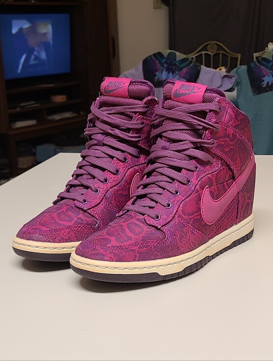 Nike Shoes - Nike Dunk Sky Hi Bright Magenta Python wedge skateboard sneakers size 7.5
